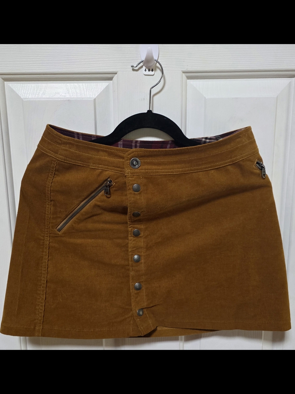 Kühl Corduroy Button-Front Mini Skirt in Rust Size 4